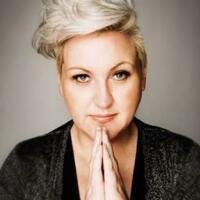 Meshel Laurie